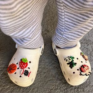 White crocs toddler size 6
